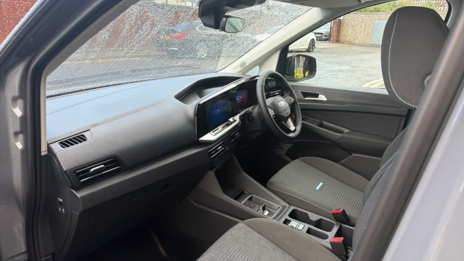 Ford Transit Connect 240 L1 Petrol 1.5 EcoBoost PHEV 150 Active FlexCab Van Auto - Image 13
